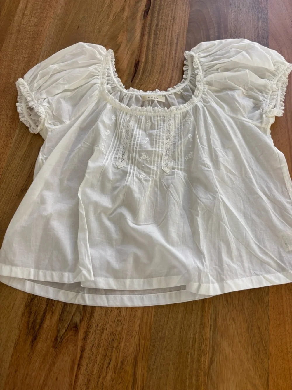 Doen Frederica Top in Salt - Picture 3 of 5
